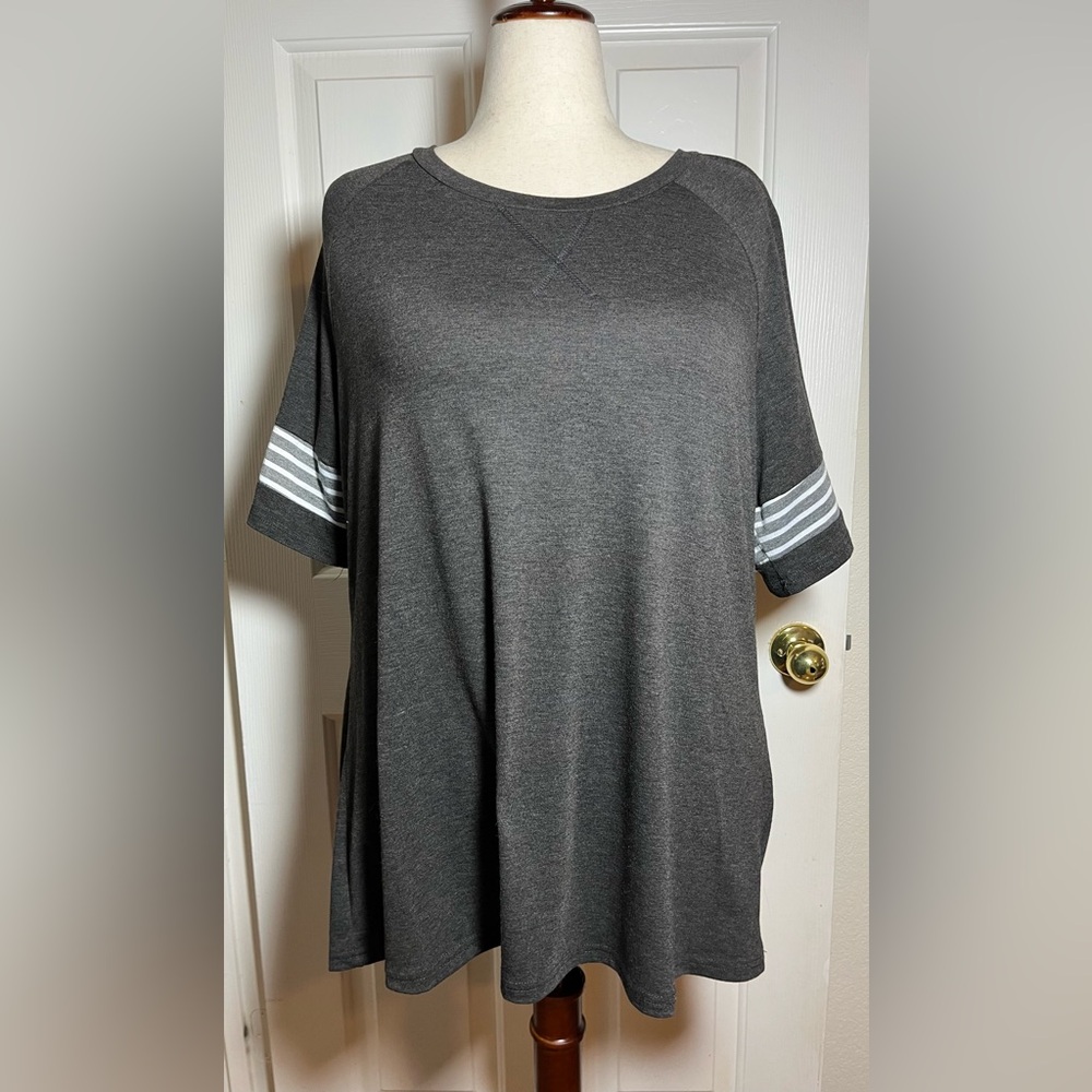 BloomChic Charcoal Gray Varsity Stripe Tunic Top Plus Size 18